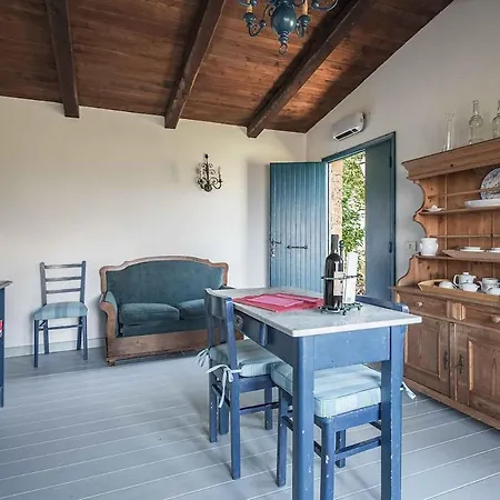 Donkeys And Roses - Casa Dei Nidi * Orte